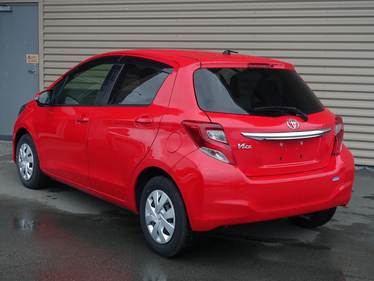 image-1, 2015 Toyota Vitz F at Dunedin