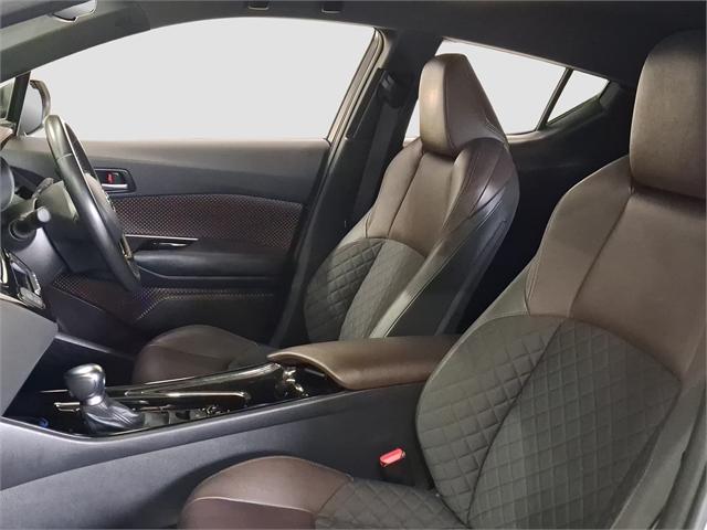 image-17, 2017 Toyota C-HR 1.8L Hybrid at Dunedin