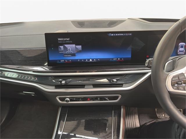 image-12, 2025 BMW X5 Xdrive50e M Sport Innovations at Dunedin