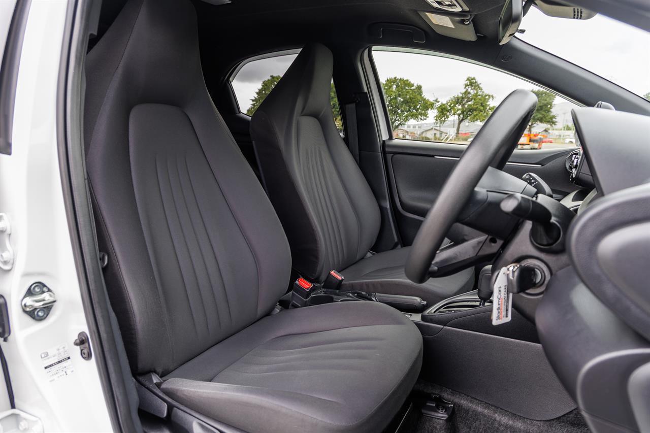 image-9, 2020 Toyota Yaris Hybrid X at Christchurch