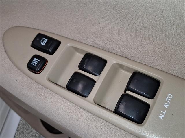 image-19, 2005 Toyota Ipsum 2.4L at Dunedin