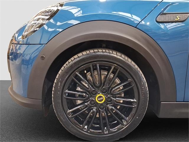 image-8, 2023 MINI Hatch Cooper SE Yours at Dunedin