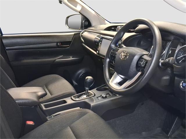 image-15, 2025 Toyota Hilux SR 2.8DT Hybrid 4WD at Dunedin