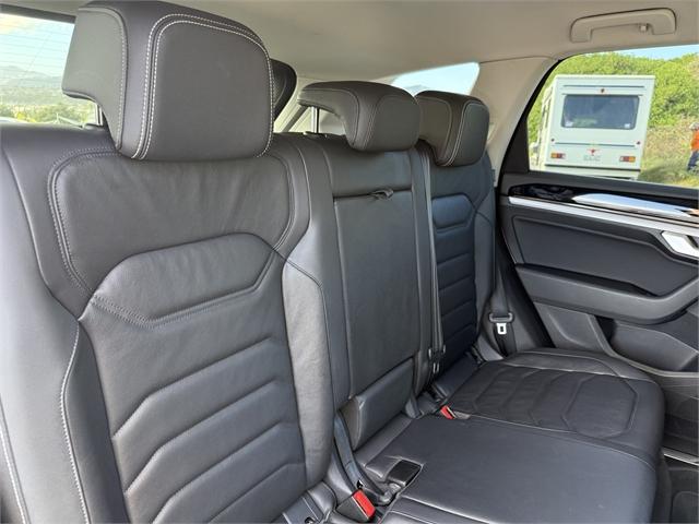 image-13, 2020 Volkswagen Touareg V6 170KW TDI 3.0DT at Dunedin