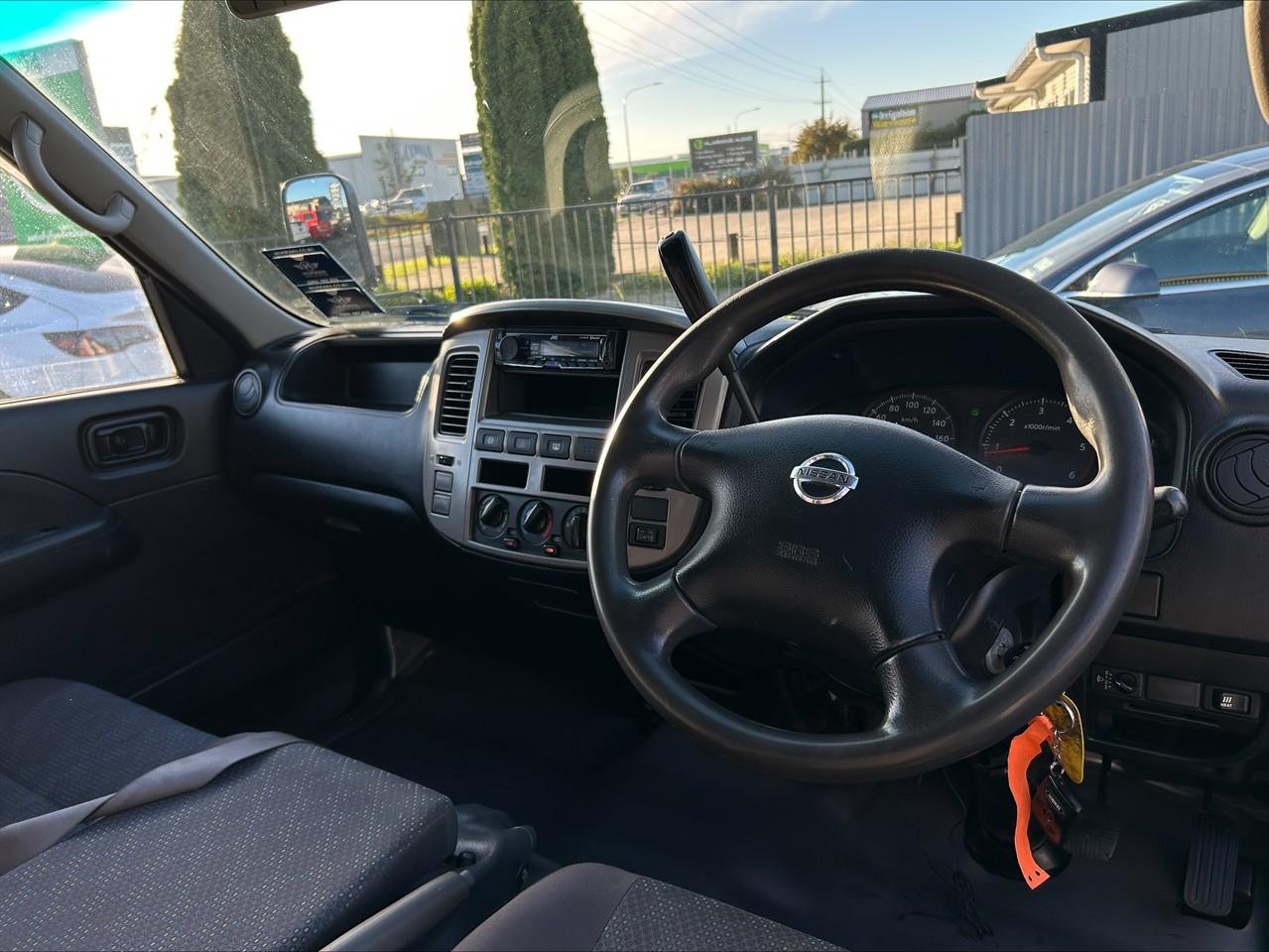 image-10, 2008 Nissan Caravan at Waimakariri