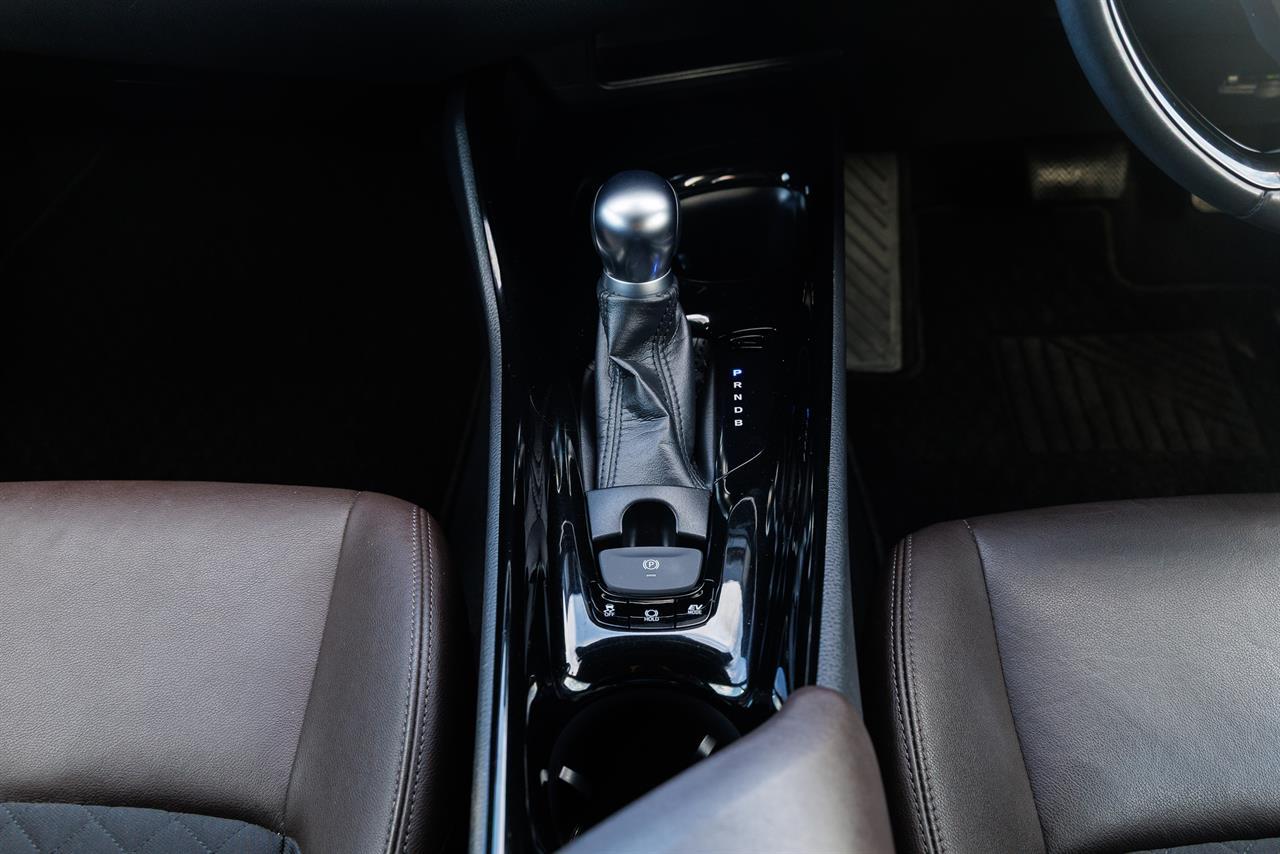 image-17, 2017 Toyota C-HR (CHR) Hybrid G at Christchurch