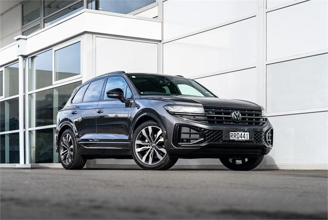 image-0, 2026 Volkswagen Touareg V6S R-Line / 210kW Turbo D at Christchurch