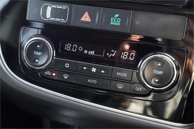 image-10, 2015 Mitsubishi Outlander Phev at Dunedin