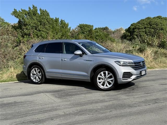 image-0, 2020 Volkswagen Touareg V6 170KW TDI 3.0DT at Dunedin