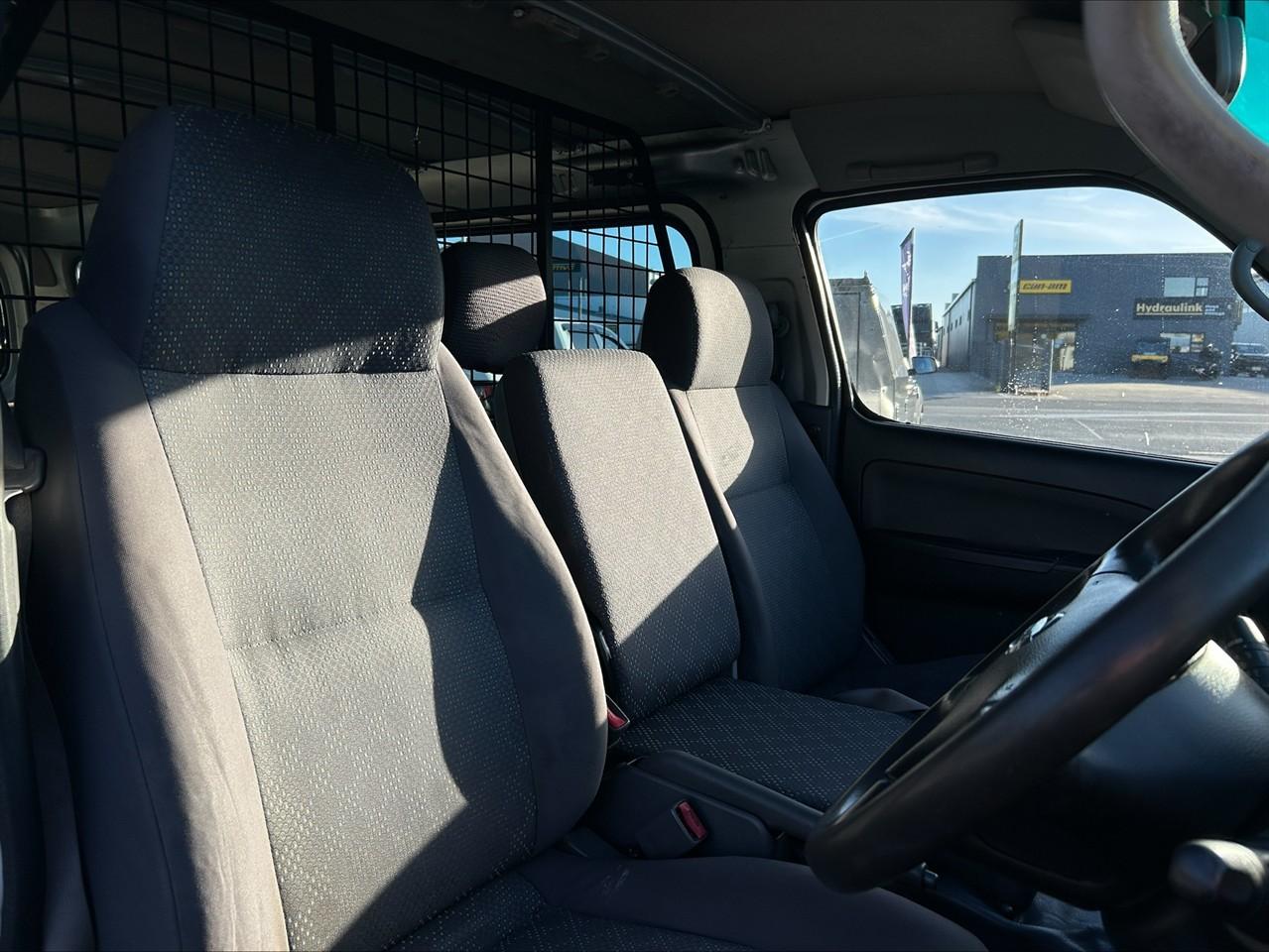 image-13, 2008 Nissan Caravan at Waimakariri