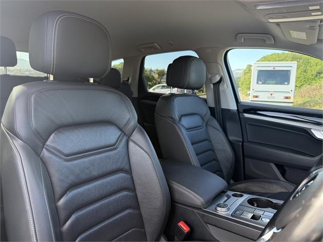 image-10, 2020 Volkswagen Touareg V6 170KW TDI 3.0DT at Dunedin