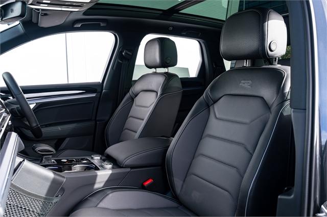 image-10, 2026 Volkswagen Touareg V6S R-Line / 210kW Turbo D at Christchurch