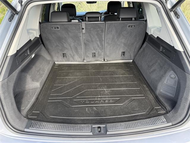image-6, 2020 Volkswagen Touareg V6 170KW TDI 3.0DT at Dunedin