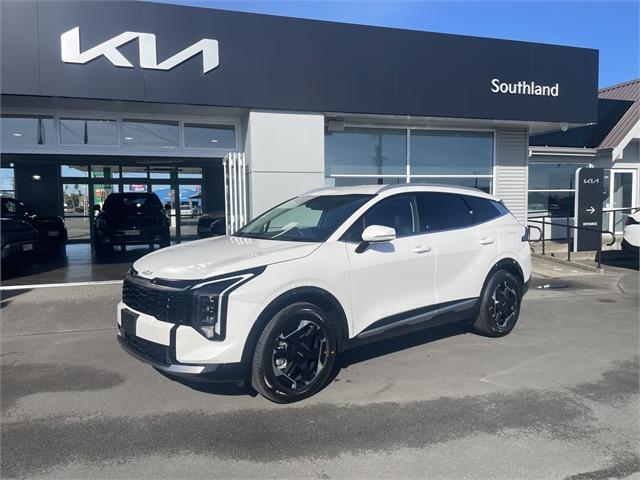 image-0, 2026 Kia Sportage HEV Earth AWD at Invercargill