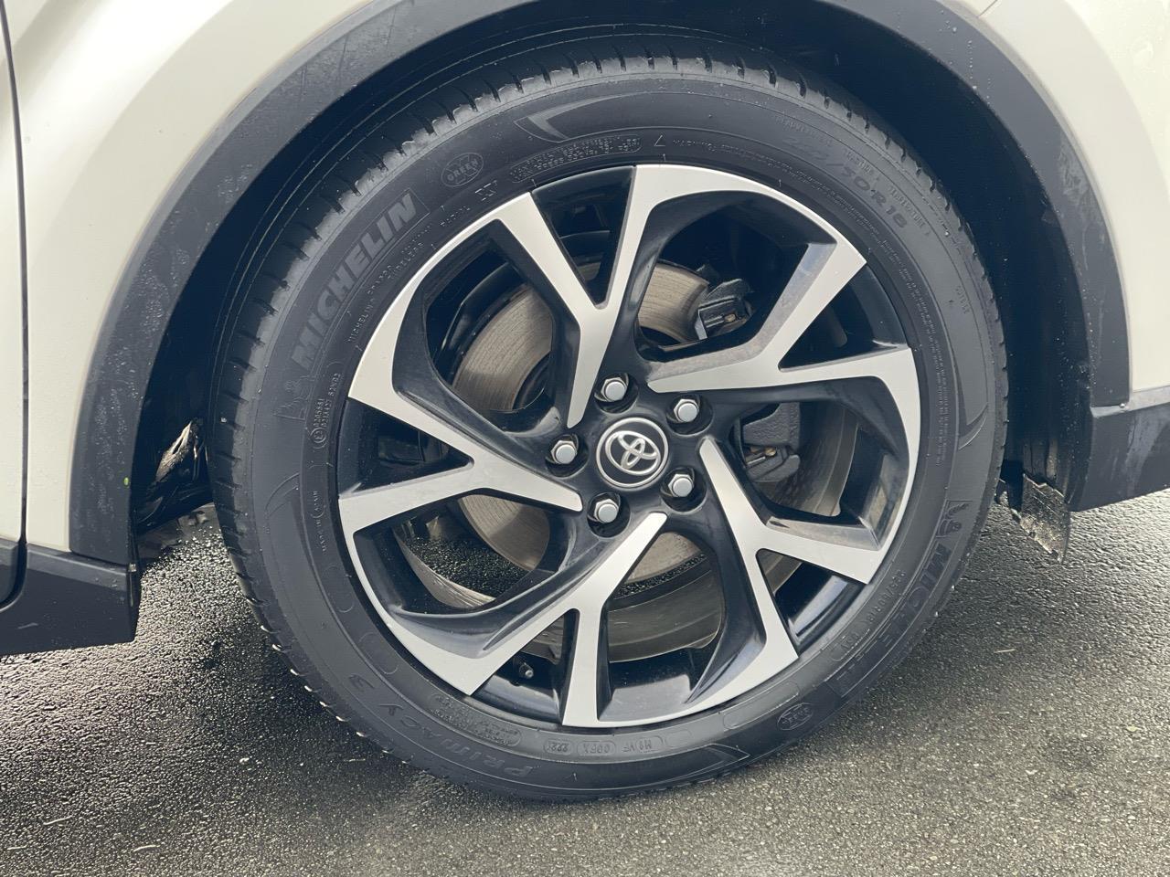 image-8, 2017 Toyota C-HR (CHR) Hybrid G at Christchurch