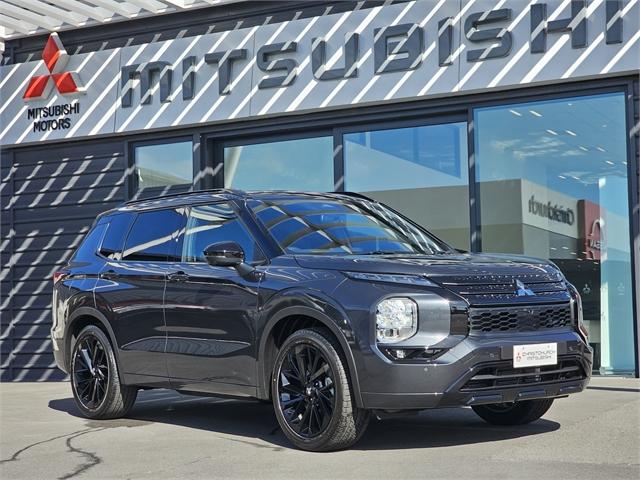 image-0, 2024 Mitsubishi Outlander Exceed AWD 2.5P at Christchurch