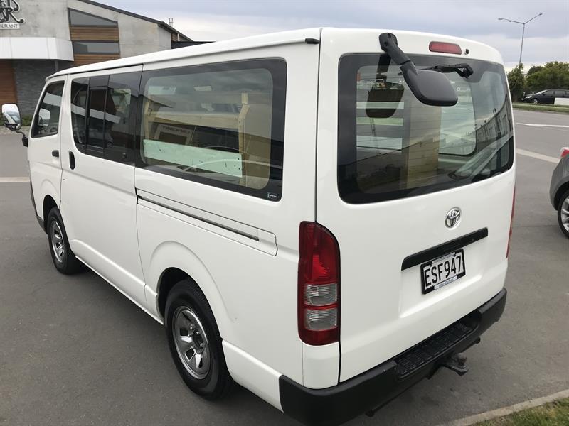 Toyota hiace 2006