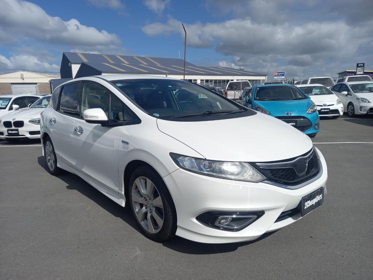 image-3, 2016 Honda JADE Hybrid at Christchurch