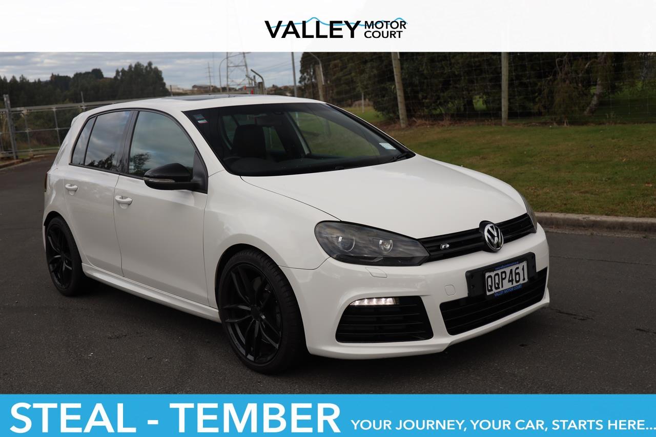 image-0, 2011 Volkswagen Golf R 199kw NZ New No Deposit at Dunedin