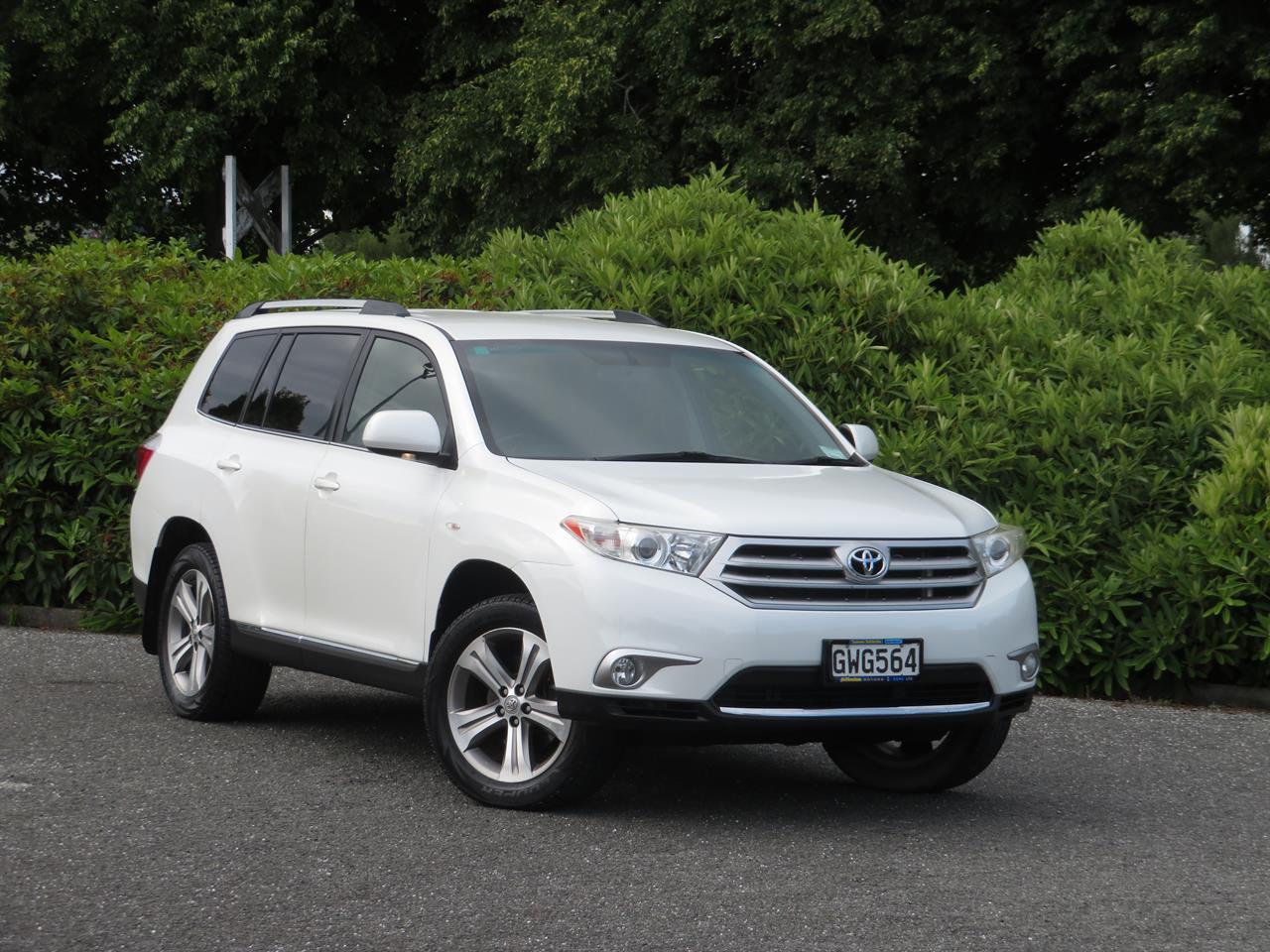 image-0, 2013 Toyota Highlander Limited 4WD 7 Seater at Gore