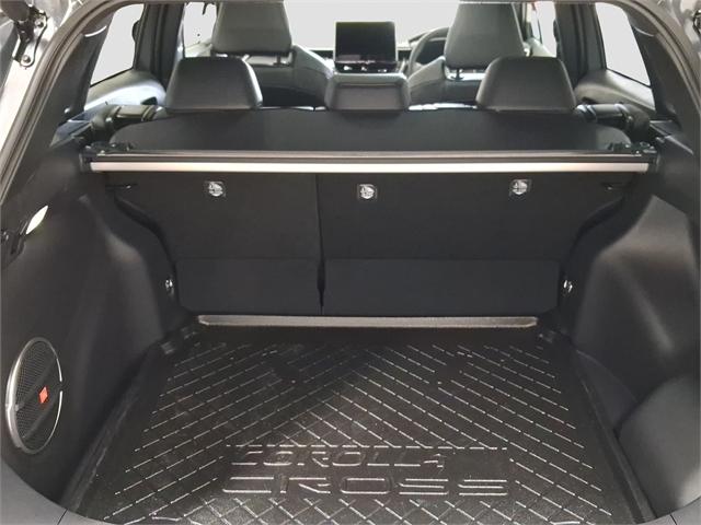 image-10, 2025 Toyota Corolla Cross Limited 2.0L Hybrid at Dunedin