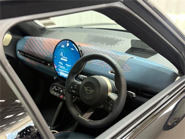 image-6, 2025 MINI Aceman 82GC SE Favoured at Christchurch