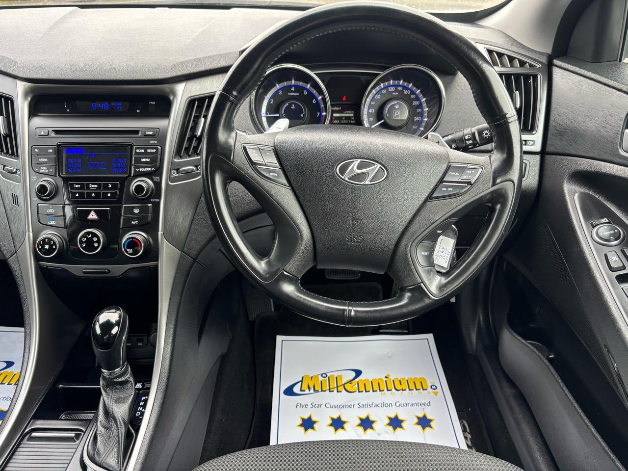 image-15, 2013 Hyundai I45 NZ NEW at Gore