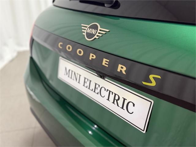 image-4, 2026 MINI Cooper 22GC SE 3Door Favoured at Christchurch