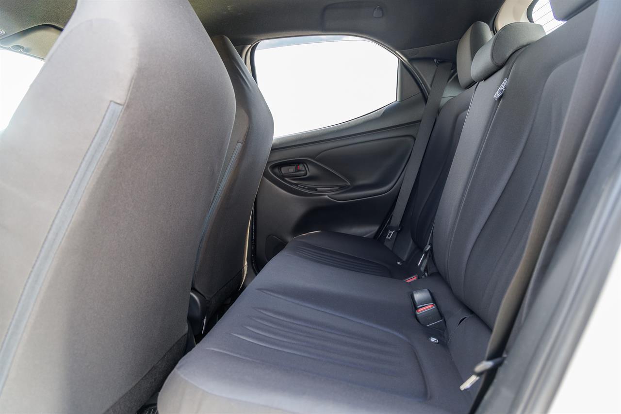 image-11, 2020 Toyota Yaris Hybrid X at Christchurch