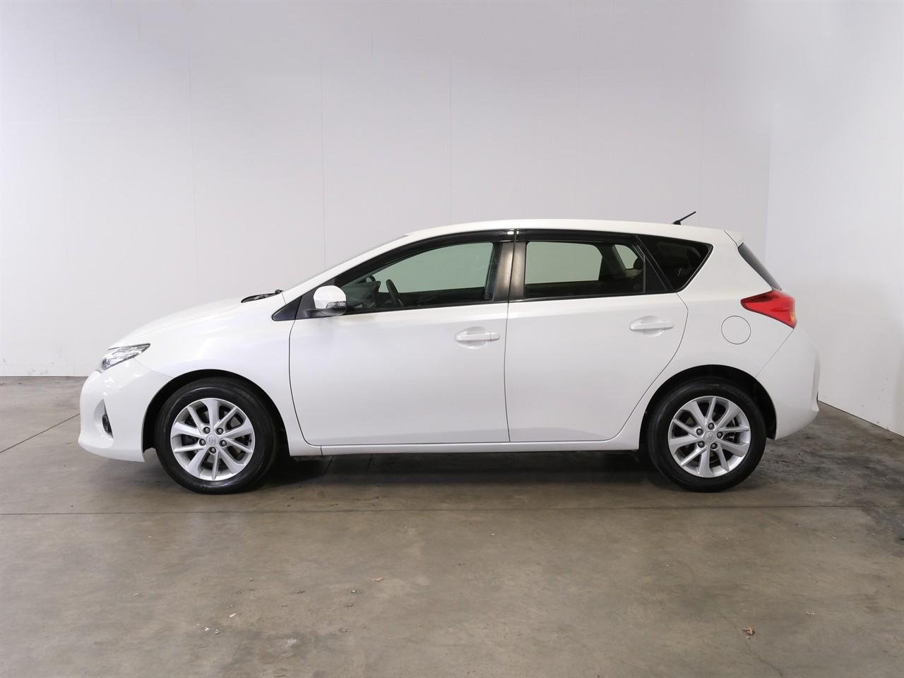 image-4, 2013 Toyota Corolla Auris 1.8lt RS 6-Speed Manual at Christchurch