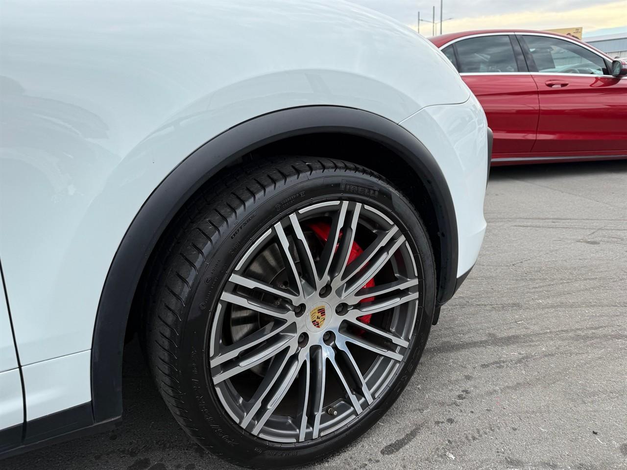 image-4, 2015 Porsche Cayenne Turbo 4.8 Twin-Turbo Facelift at Christchurch