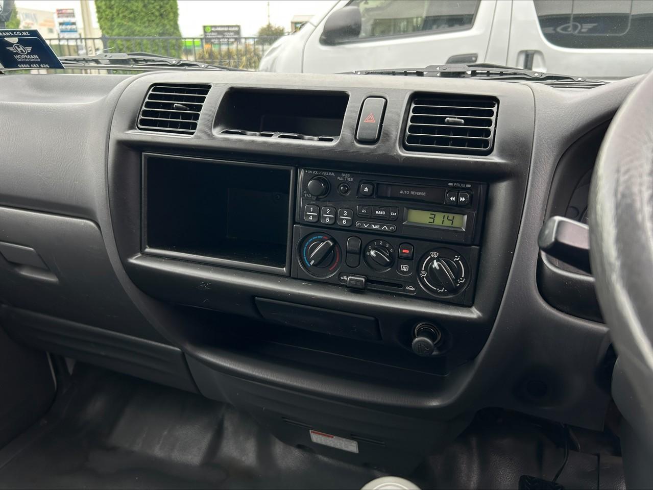 image-10, 2010 Mazda E1800 Van SWB 1.8 EGI M5 A at Waimakariri