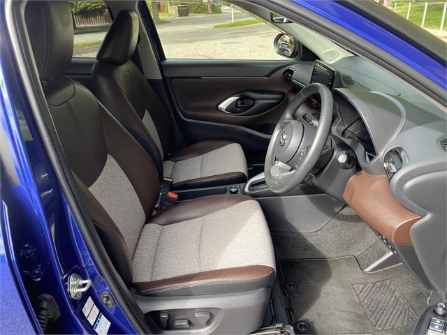 image-9, 2021 Toyota Yaris Cross 1.5 Hybrid Z 4WD at Christchurch