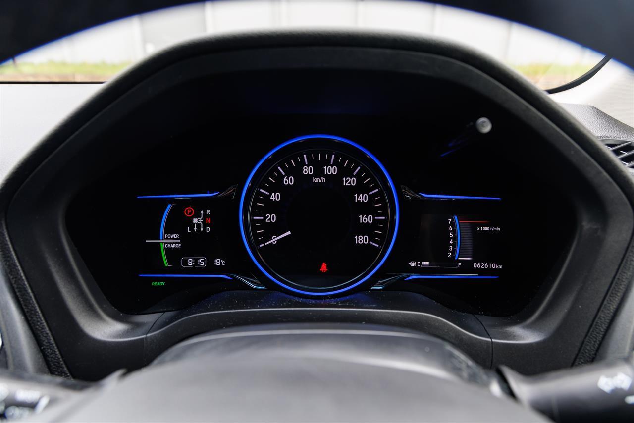image-15, 2015 Honda Vezel Hybrid Z at Christchurch