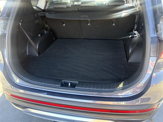 image-11, 2022 Hyundai Santa Fe 2.2 Diesel Limited at Central Otago