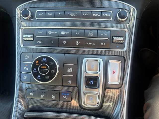 image-19, 2022 Hyundai Santa Fe 2.2 Diesel Limited at Central Otago