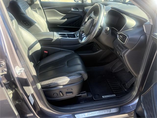 image-8, 2022 Hyundai Santa Fe 2.2 Diesel Limited at Central Otago