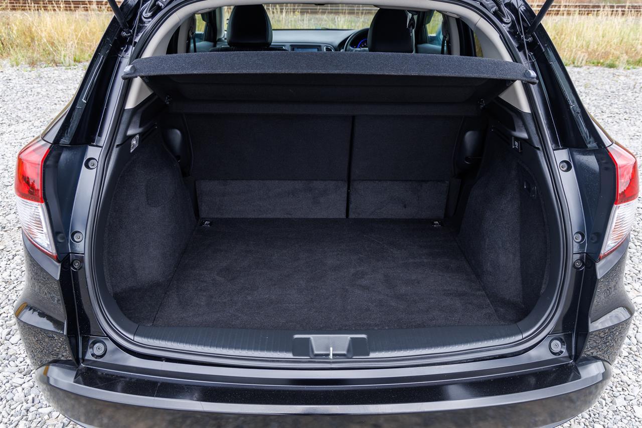 image-13, 2015 Honda Vezel Hybrid Z at Christchurch