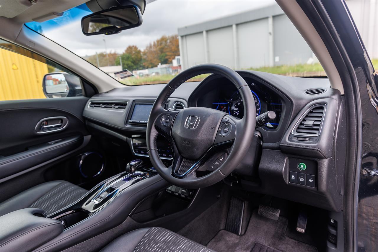 image-1, 2015 Honda Vezel Hybrid Z at Christchurch