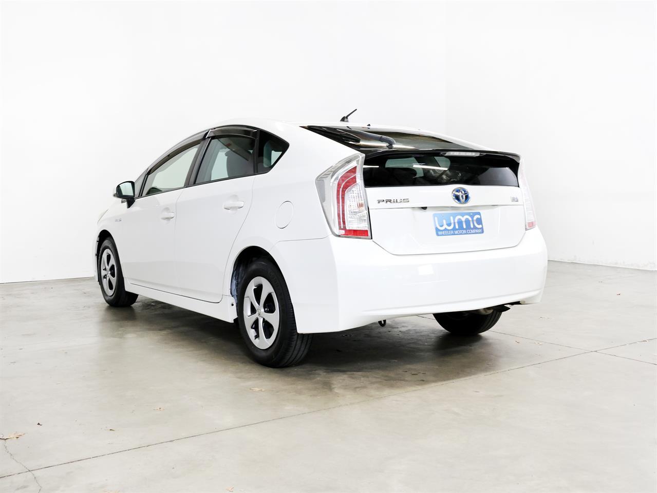 image-5, 2014 Toyota PRIUS 1.8lt Hybrid G-Package at Christchurch