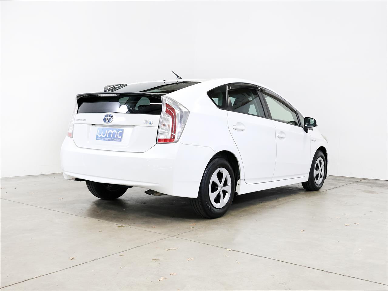 image-7, 2014 Toyota PRIUS 1.8lt Hybrid G-Package at Christchurch