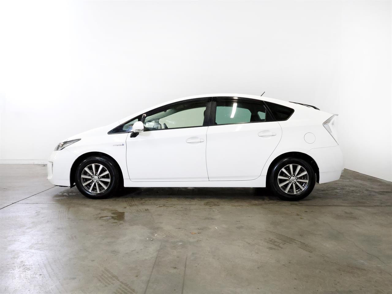 image-4, 2014 Toyota Prius 1.8lt Hybrid S-Package at Christchurch
