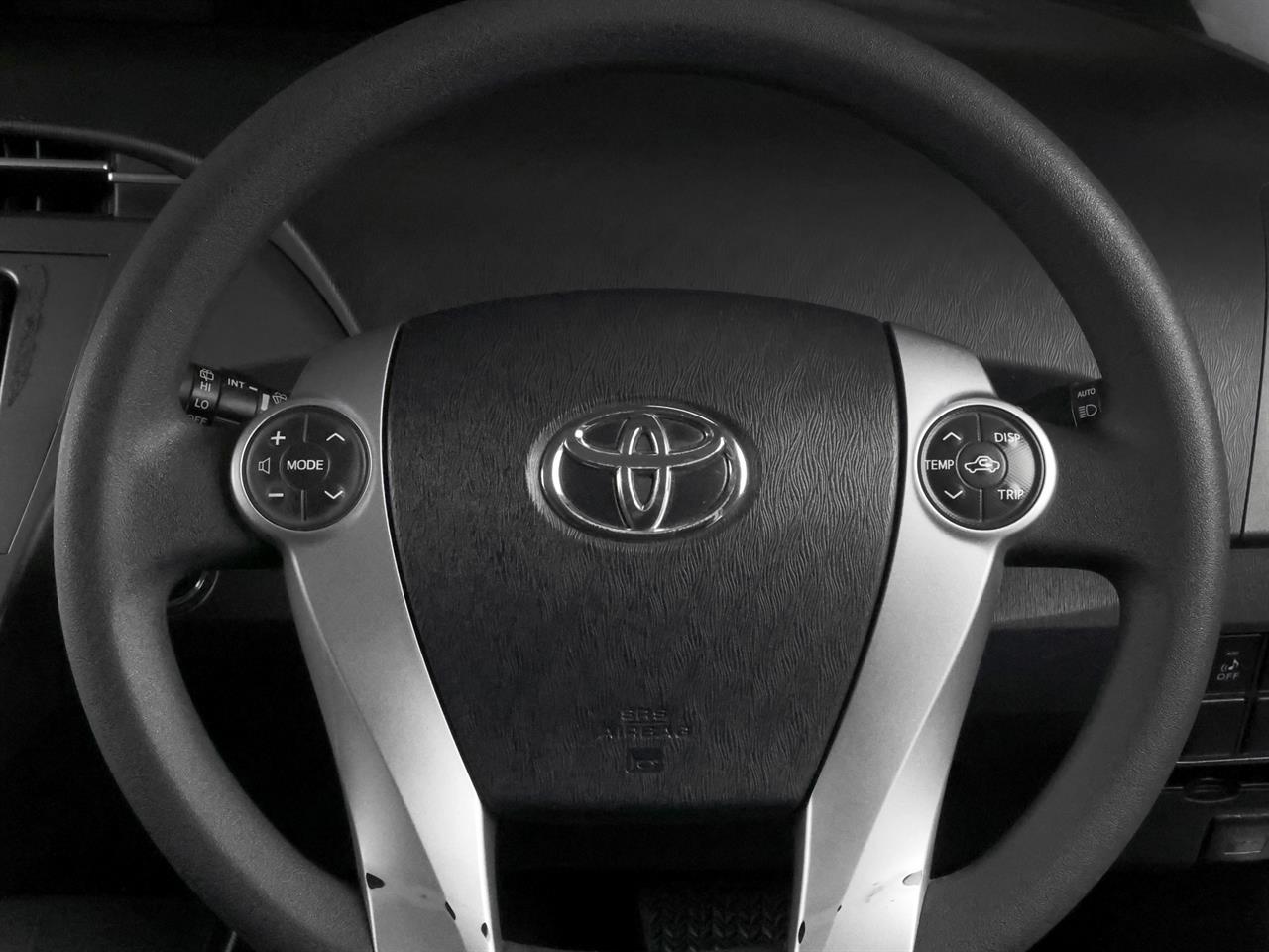 image-11, 2014 Toyota Prius 1.8lt Hybrid S-Package at Christchurch