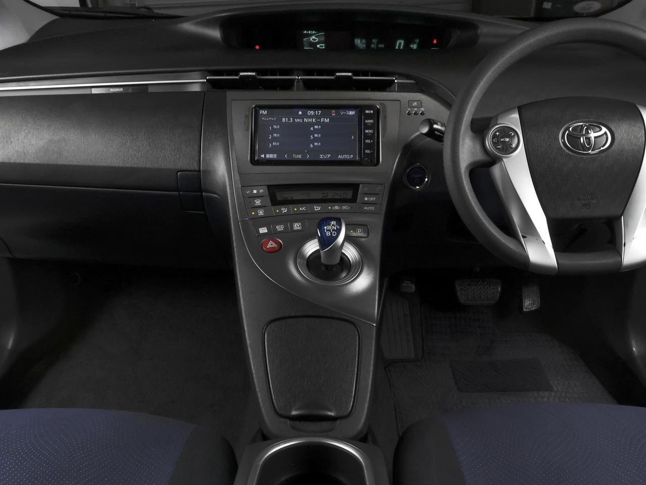 image-10, 2014 Toyota Prius 1.8lt Hybrid S-Package at Christchurch
