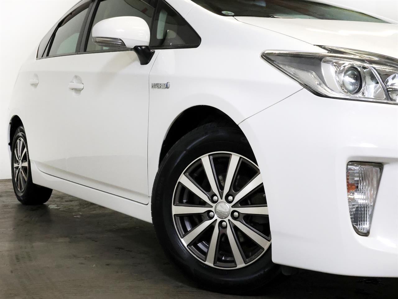 image-8, 2014 Toyota Prius 1.8lt Hybrid S-Package at Christchurch
