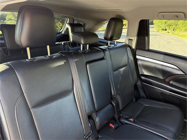 image-10, 2018 Toyota Highlander GXL 3.5 4WD at Dunedin