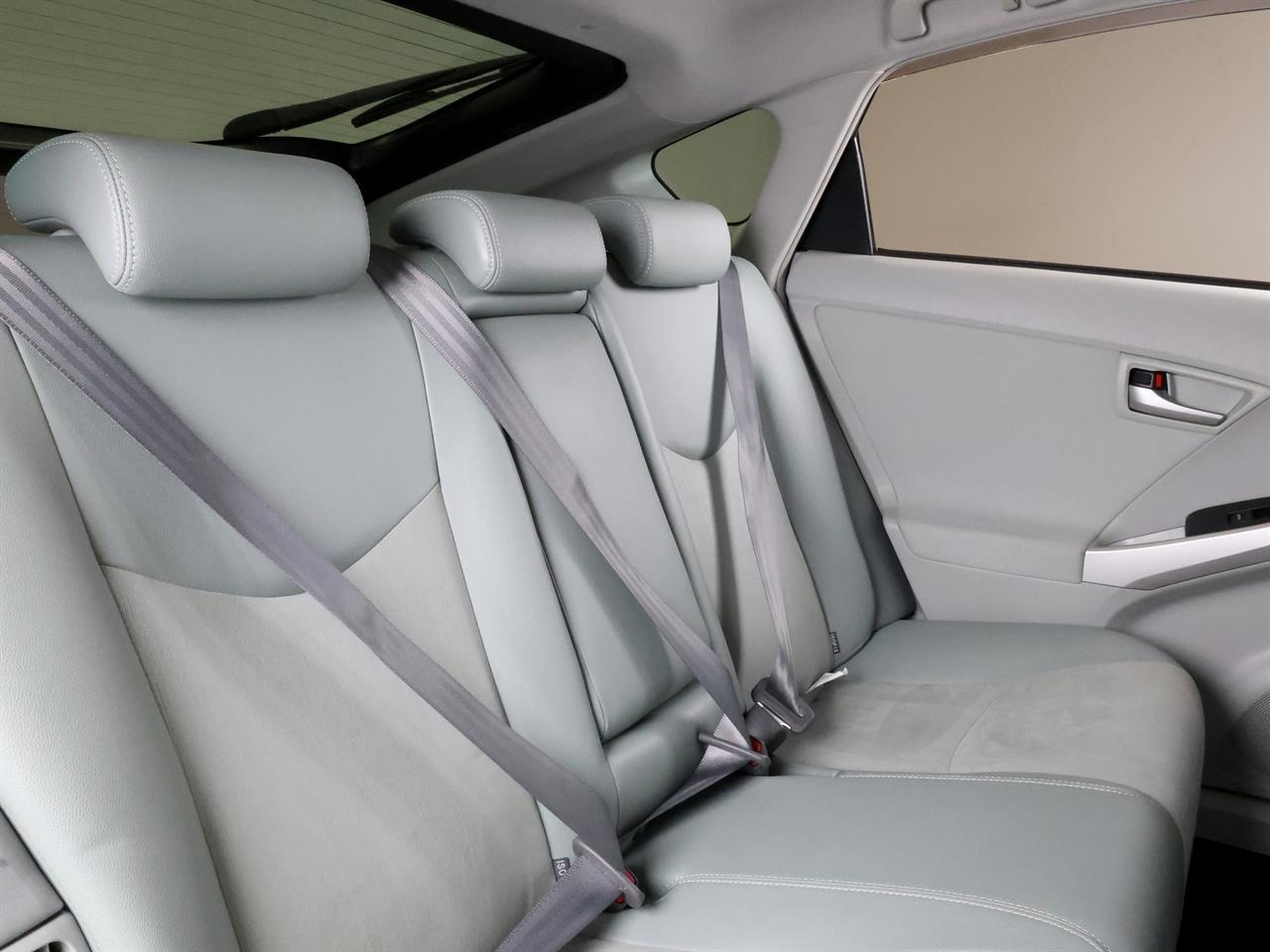 image-18, 2014 Toyota Prius 1.8lt Hybrid G-Package at Christchurch