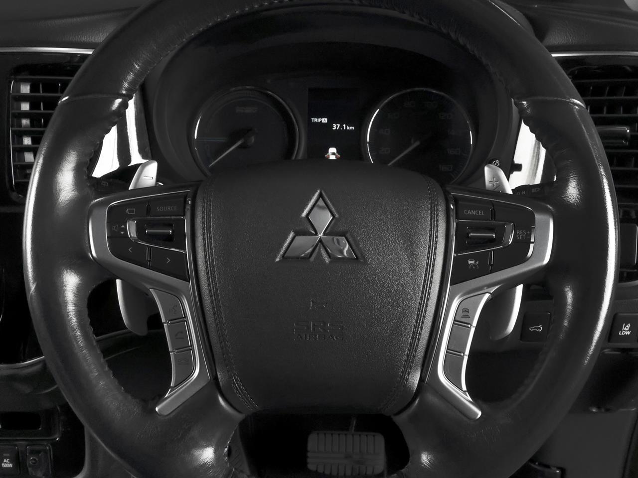 image-11, 2017 Mitsubishi Outlander PHEV G 4WD 'Facelift' at Christchurch