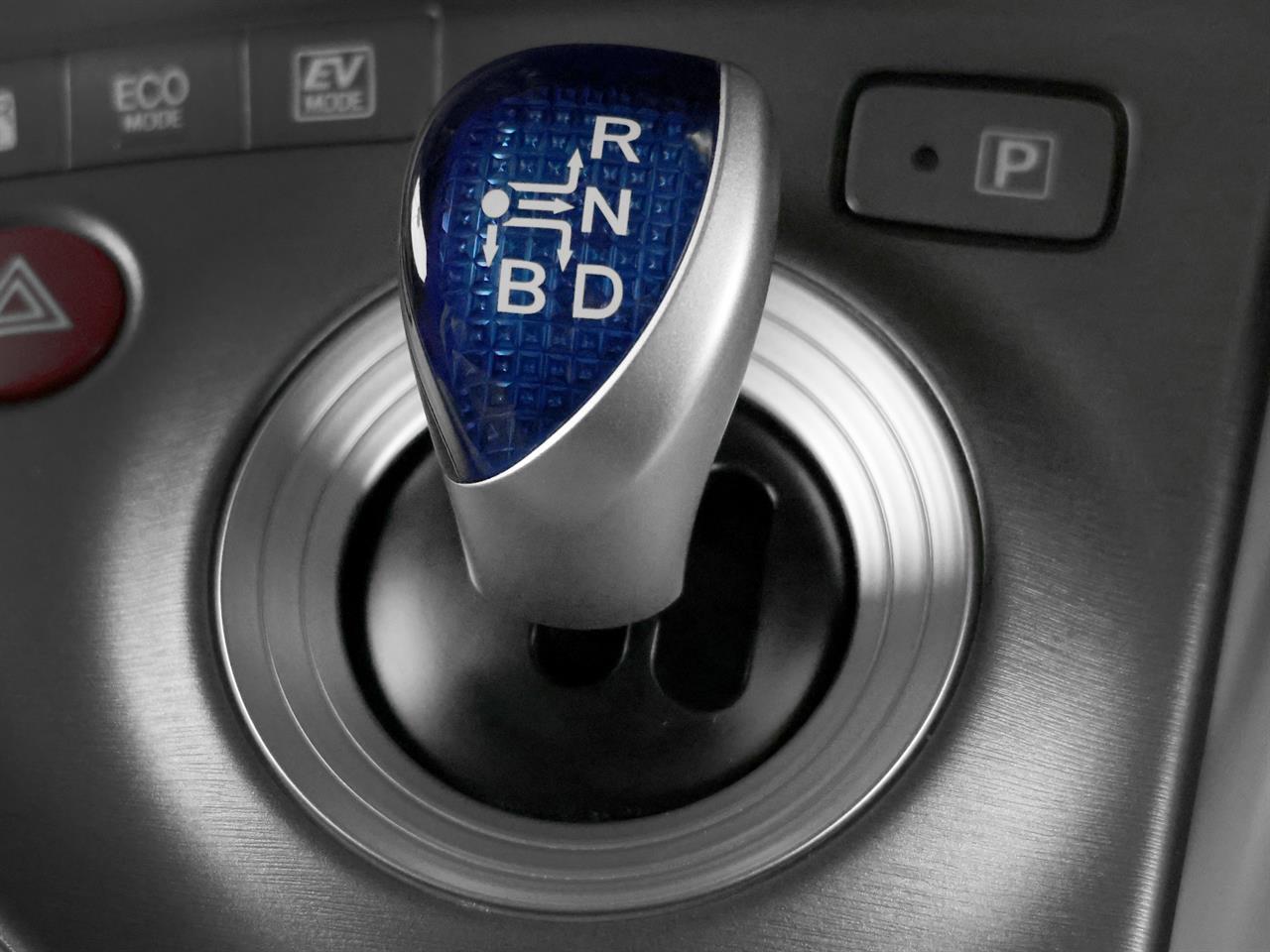 image-12, 2014 Toyota Prius 1.8lt Hybrid G-Package at Christchurch