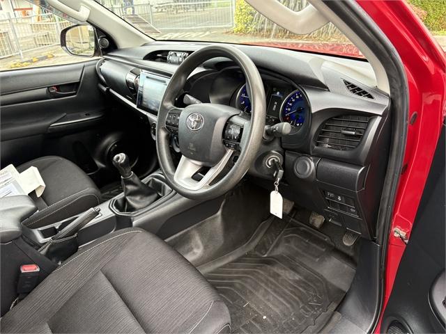 image-11, 2020 Toyota Hilux SR TD Dc/cc 2.8DT at Waimakariri